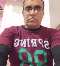 Shabbir Hussain, 50 jaar oud, Man