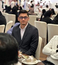 Hello, 25 jaar oud, Man